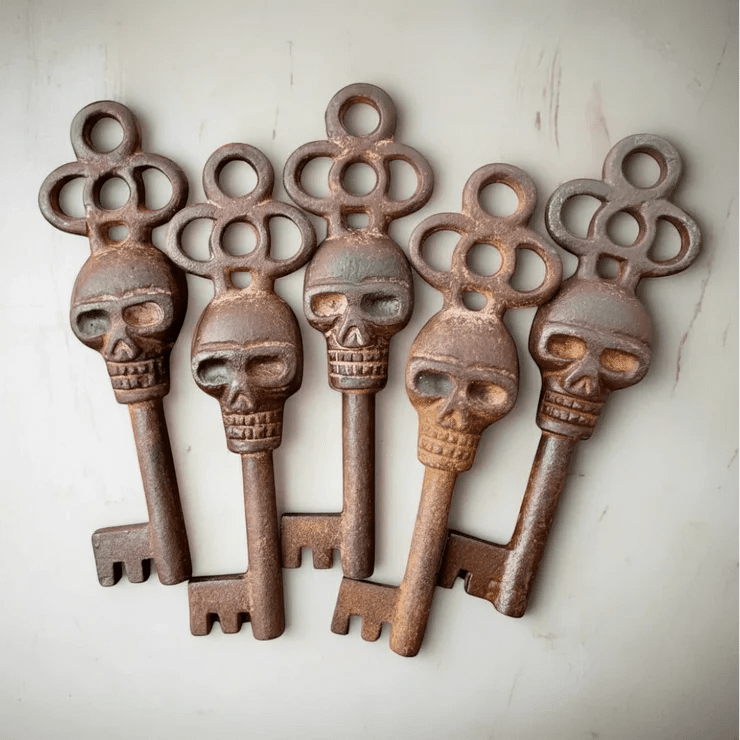 Skull Cast Iron Skeleton Keys Set of 5