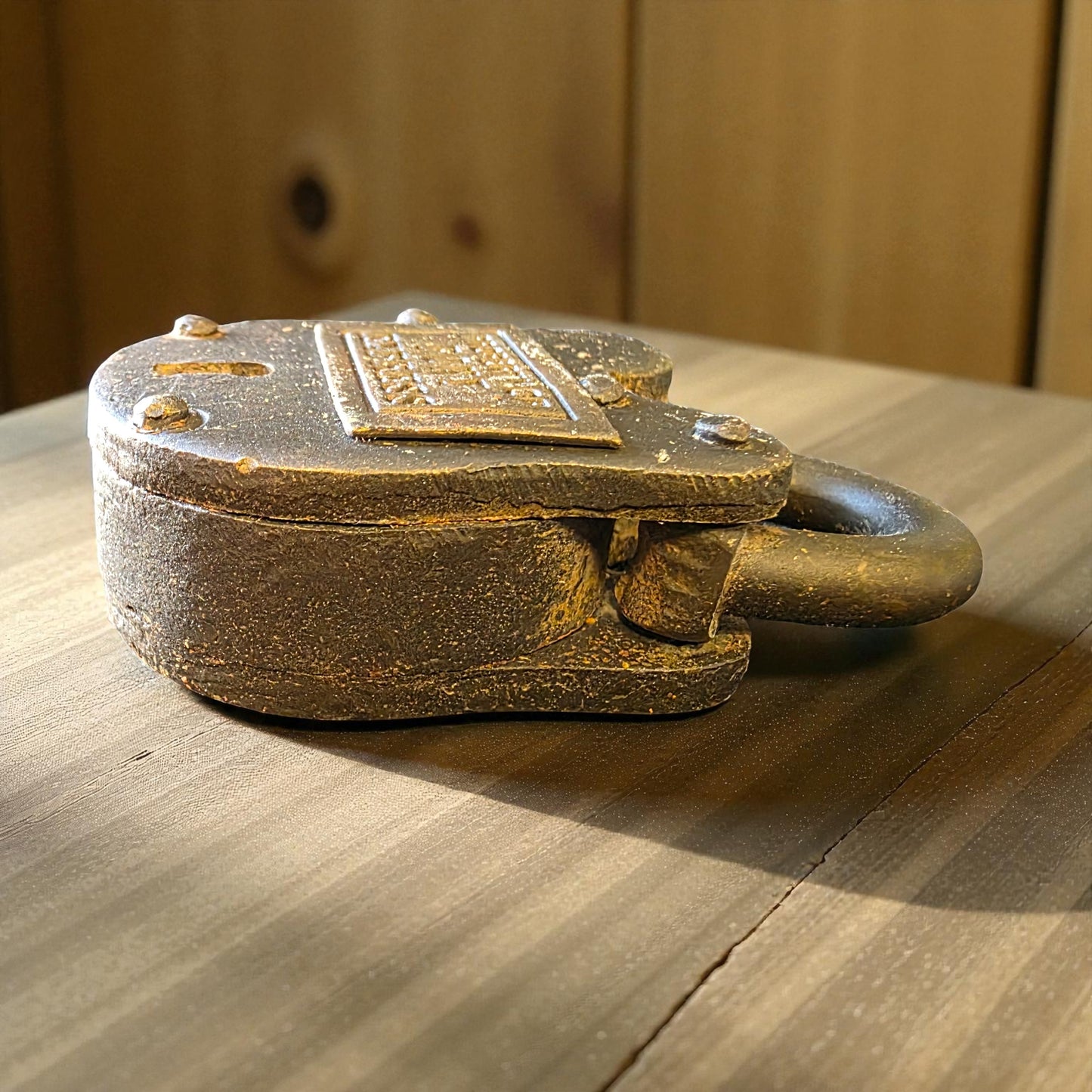 Alcatraz Prison San Francisco Lock Cast Iron Gate Lock With Keys & Antique Finish (2.5" x 1.5")