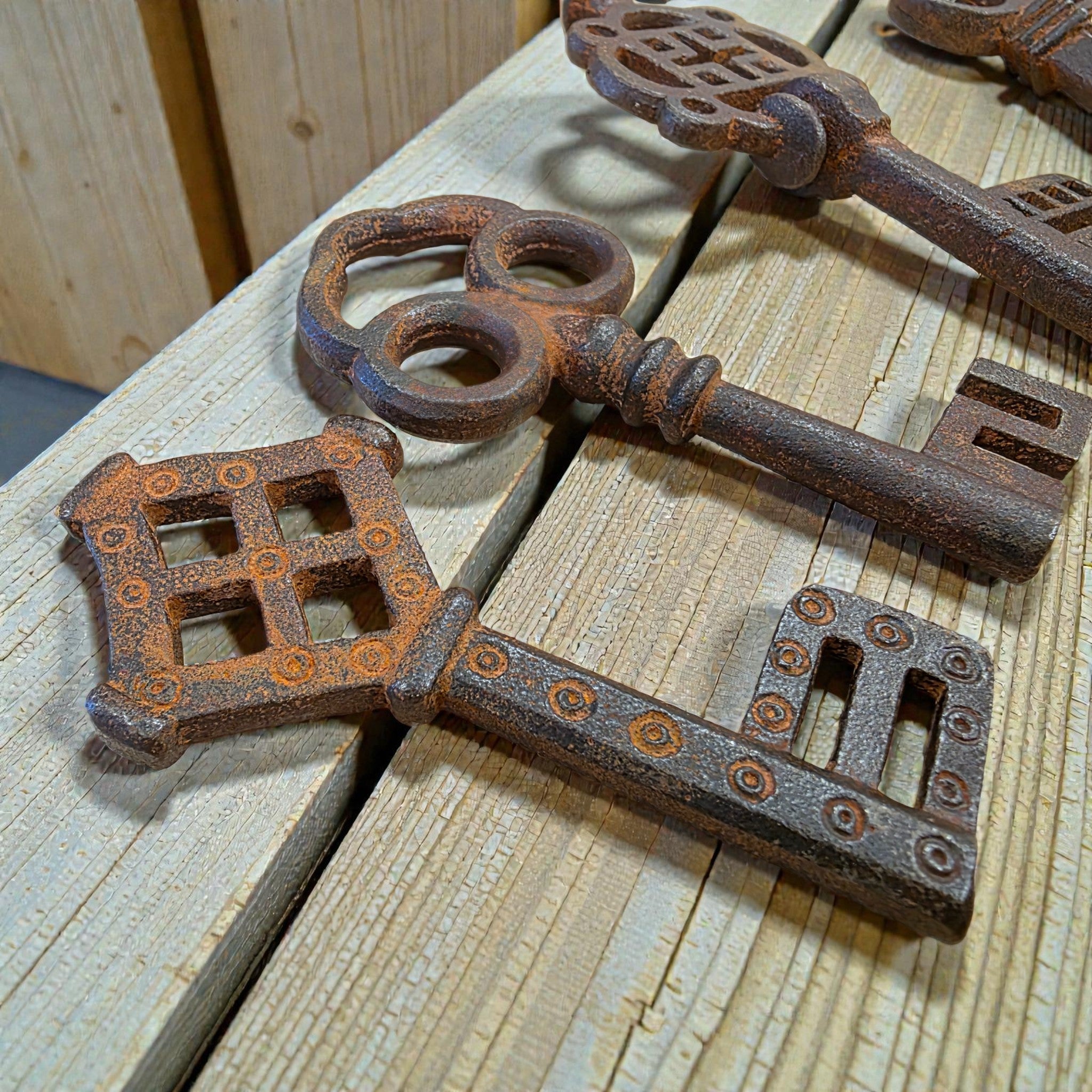 Medieval Cast Iron Set of 5 Keys With Antique Finish (3.5" to 4.25" Long) - Jones Peak