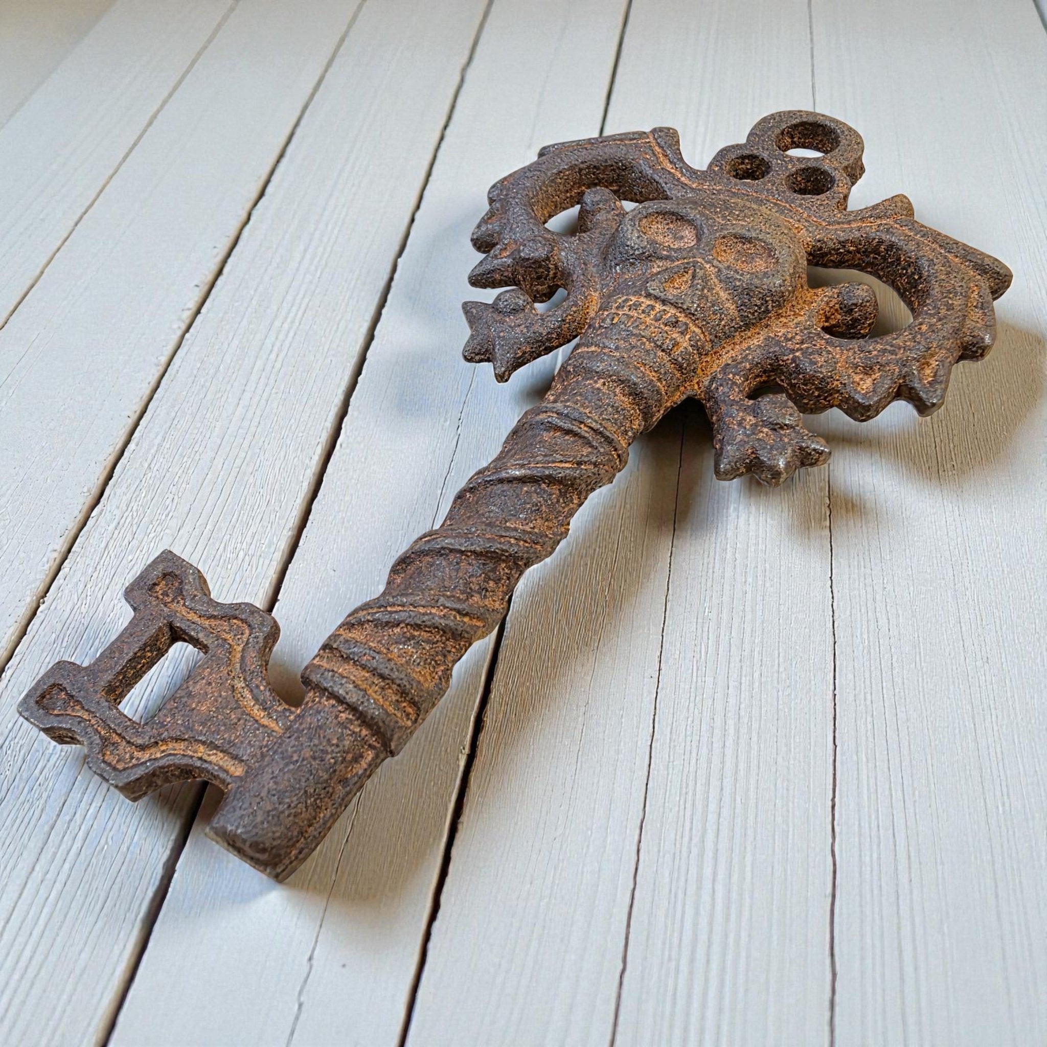 Pirate Cast Iron Key With Skull Head & Antique Finish (4" x 2.5") - Jones Peak