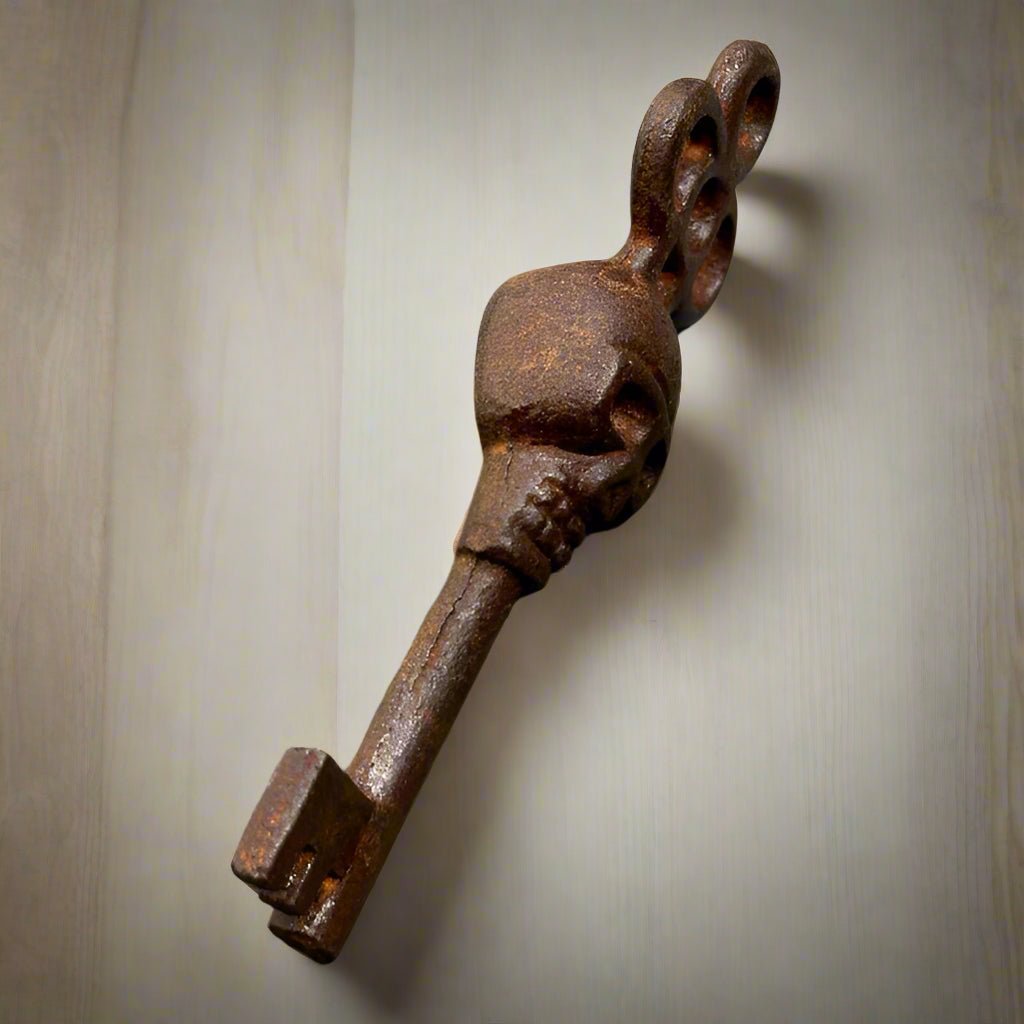 Skull Cast Iron Skeleton Keys With Raised Detail & Antique Finish (Set of 5) - Jones Peak