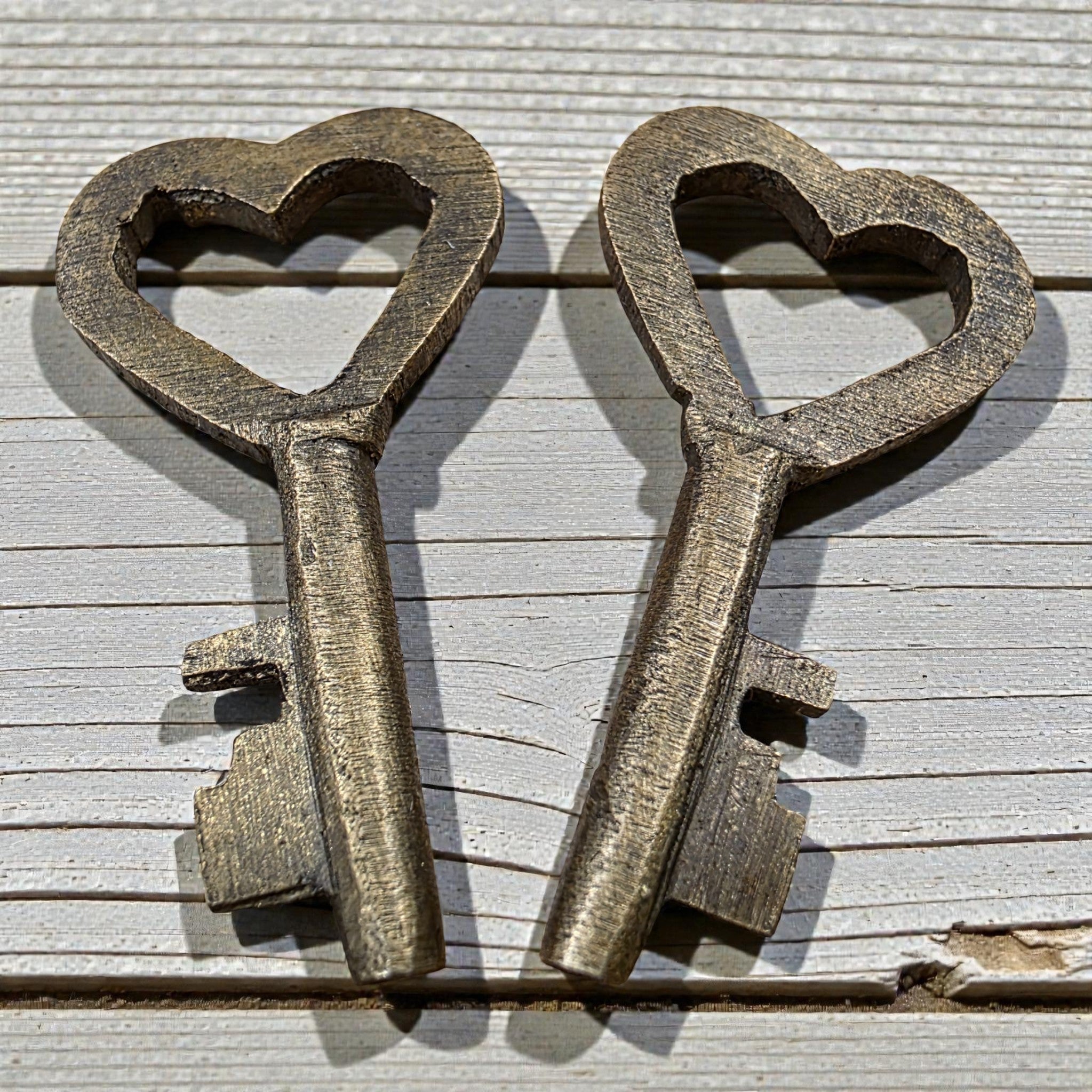 Heart Lock Solid Brass With Antique Finish And Heart Keys (2" x 1.25") - Jones Peak