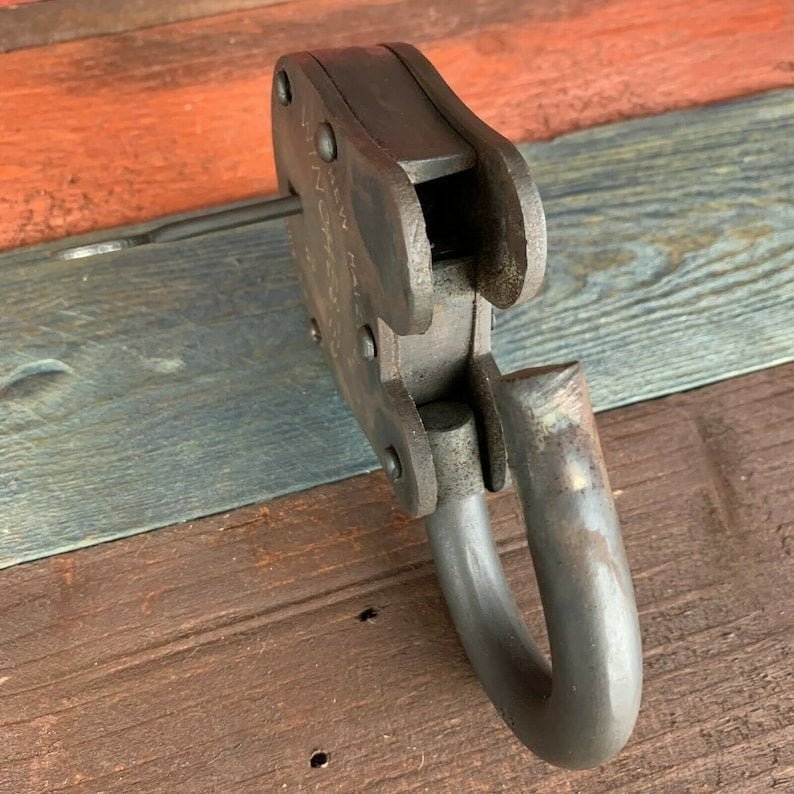 Winchester Repeating Arms Cast Iron Lock & Keys With Antique Finish (3" x 5") - Jones Peak