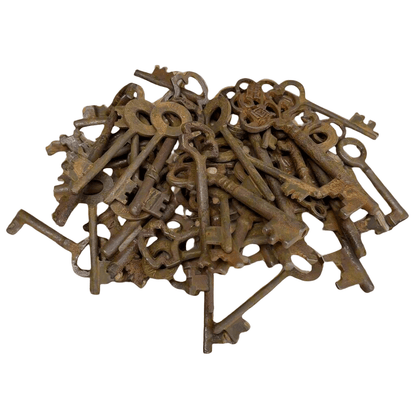 19th - Century Cast Iron Assorted Keys With Antique Finish (Lot of 100) - Jones Peak