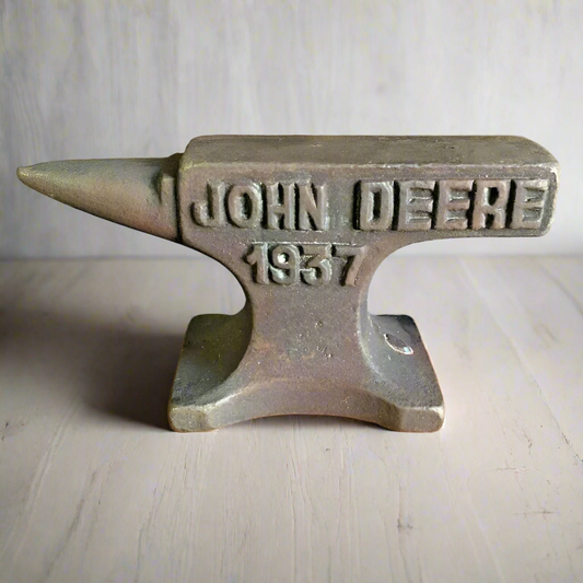 John Deere 1937 Anvil Paperweight Cast Iron With Raised Lettering (4.5" x 2.75")