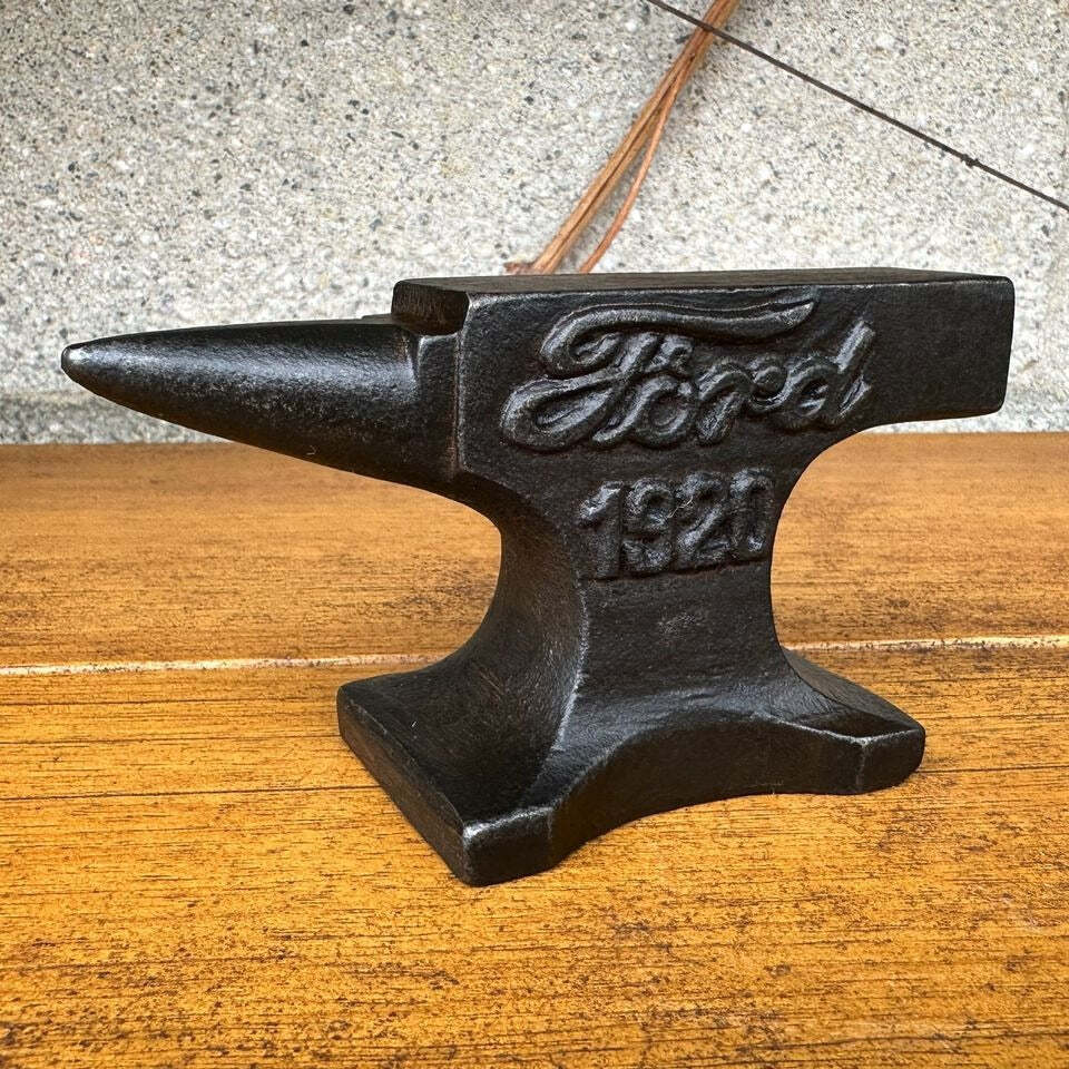 Ford 1920 Cast Iron Anvil With Antique Finish (4.5" x 3")