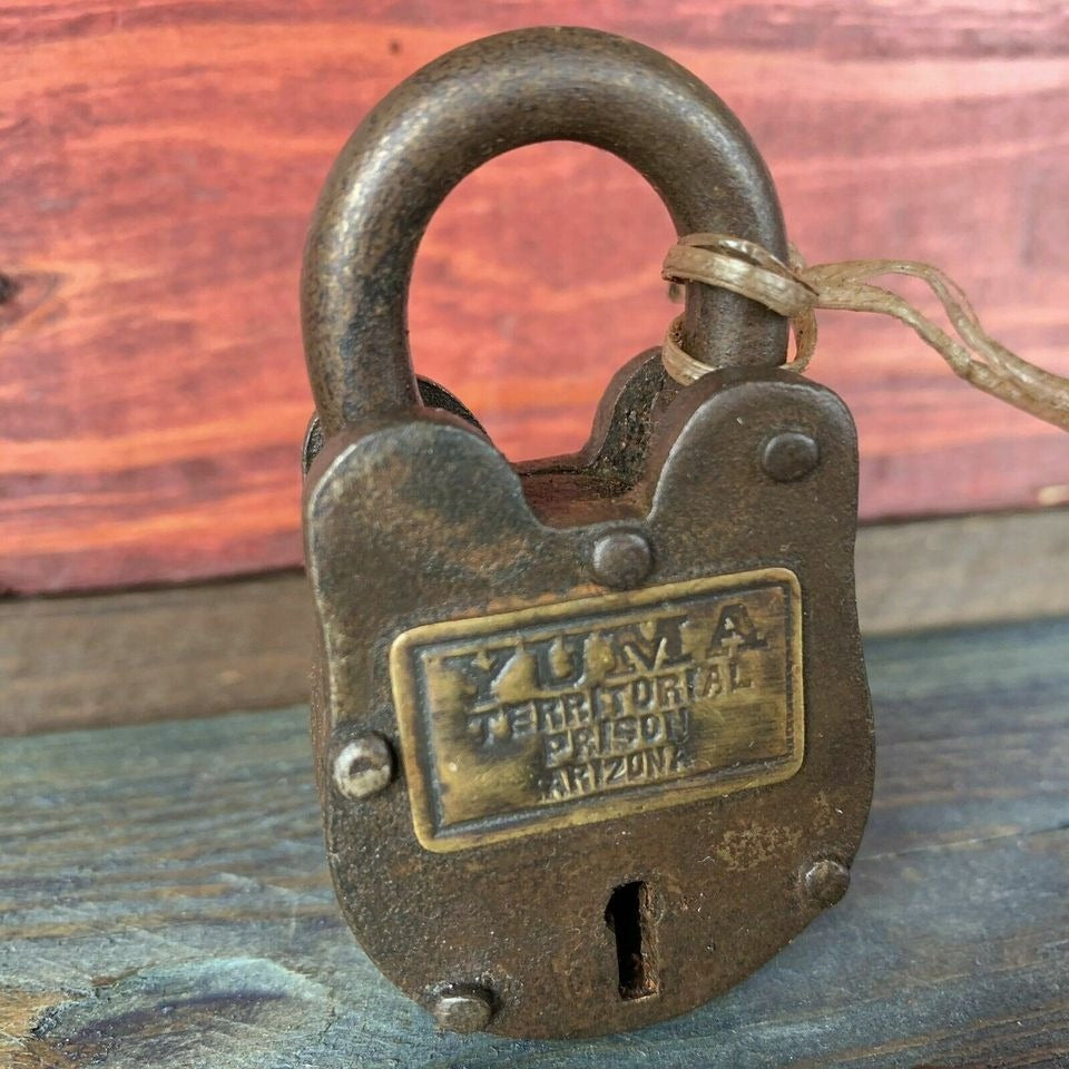 Yuma Territorial Prison Arizona Cast Iron Lock With Keys & Antique Finish (2.5" x 1.5")