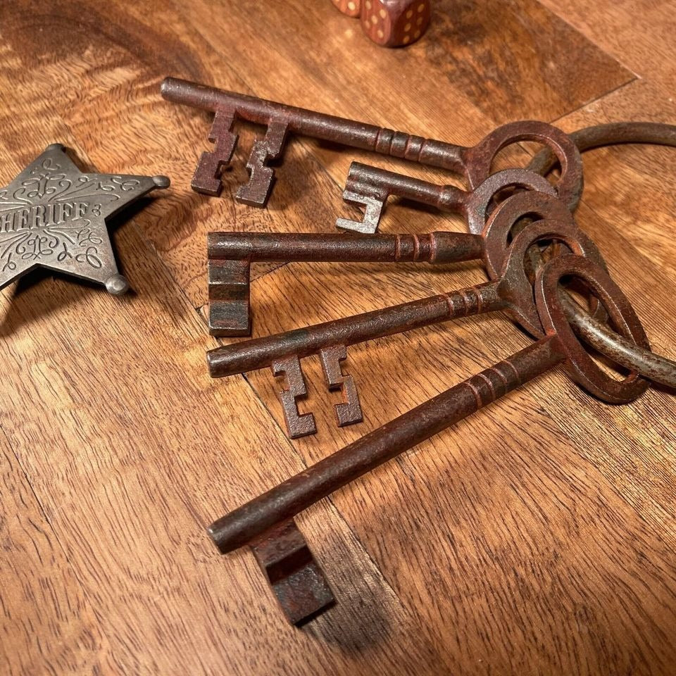 Jailhouse Keys Cast Iron With Antique Finish (3" - 6" Long)