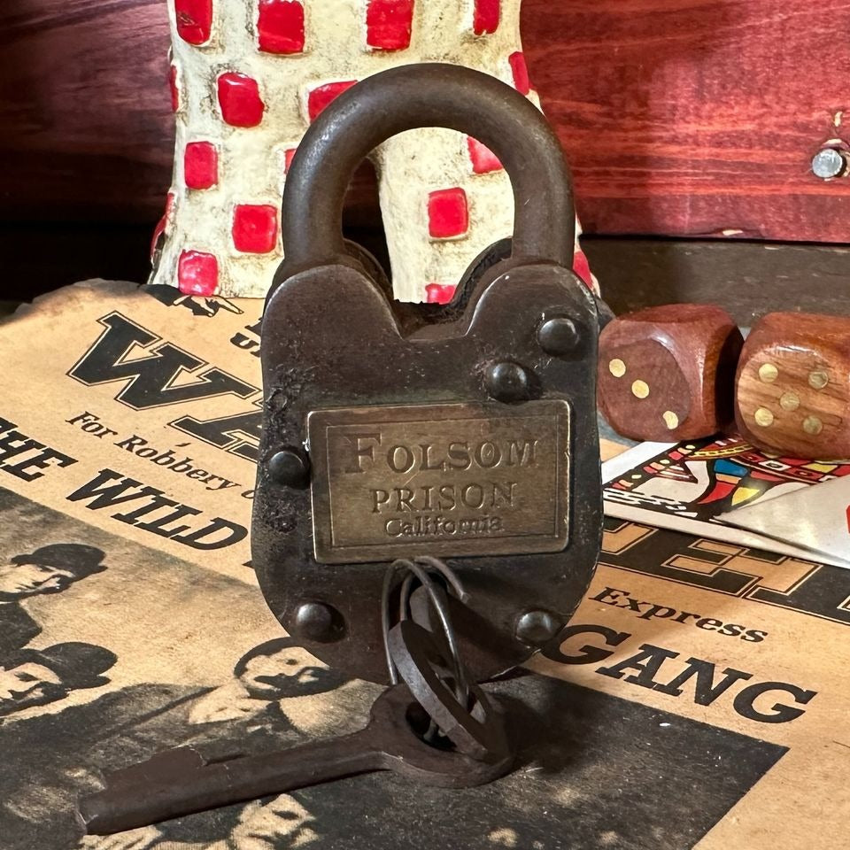 Folsom Prison California Cast Iron Working Gate Lock & Keys With Antique Finish (2.5" x 1.5")