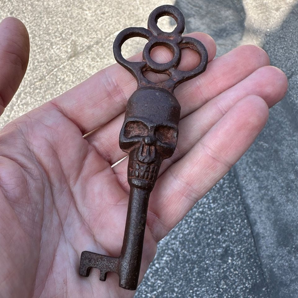 Skull Cast Iron Key With Skull Head & Antique Finish (5" Long)