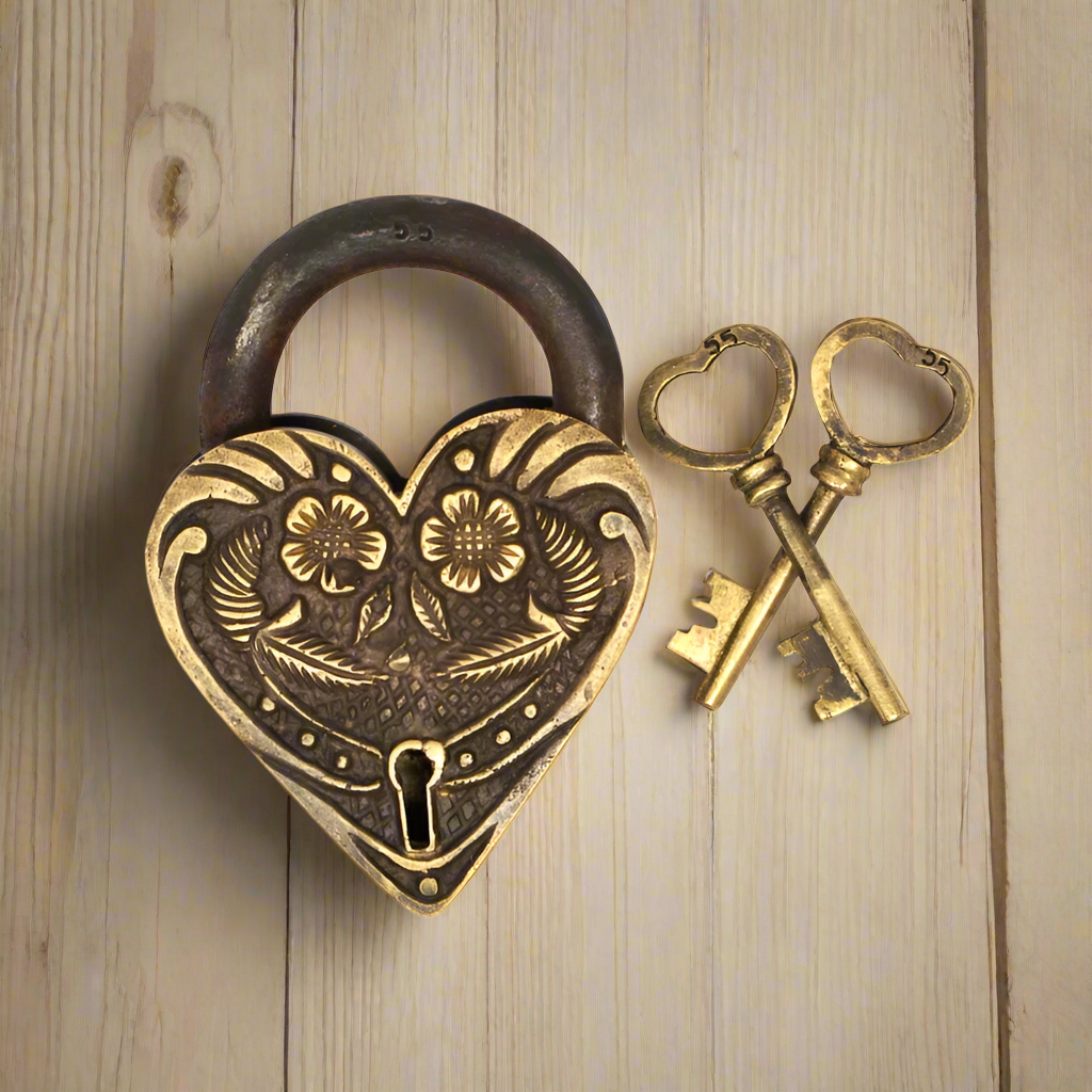 Victorian Ornate Heart Shaped Brass Lock With Antique Vintage Finish (4.25" x 3" x 0.75")