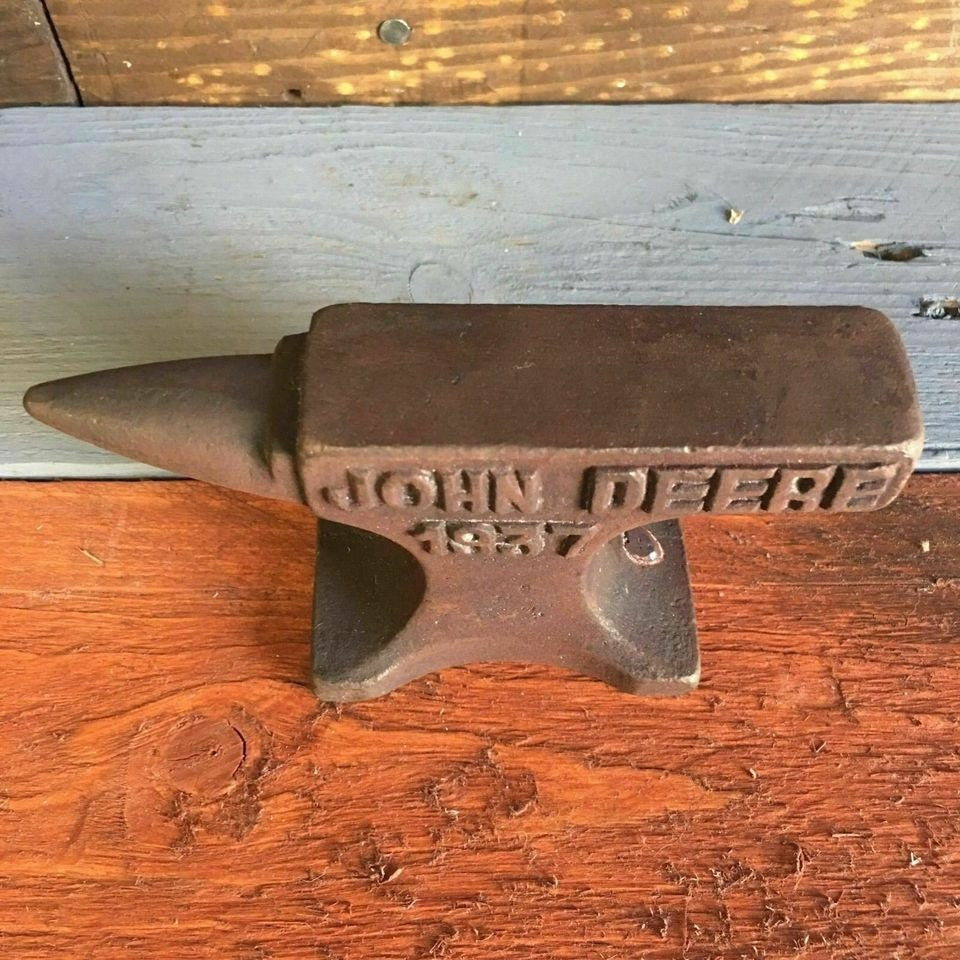 John Deere 1937 Anvil Paperweight Cast Iron With Raised Lettering (4.5" x 2.75")