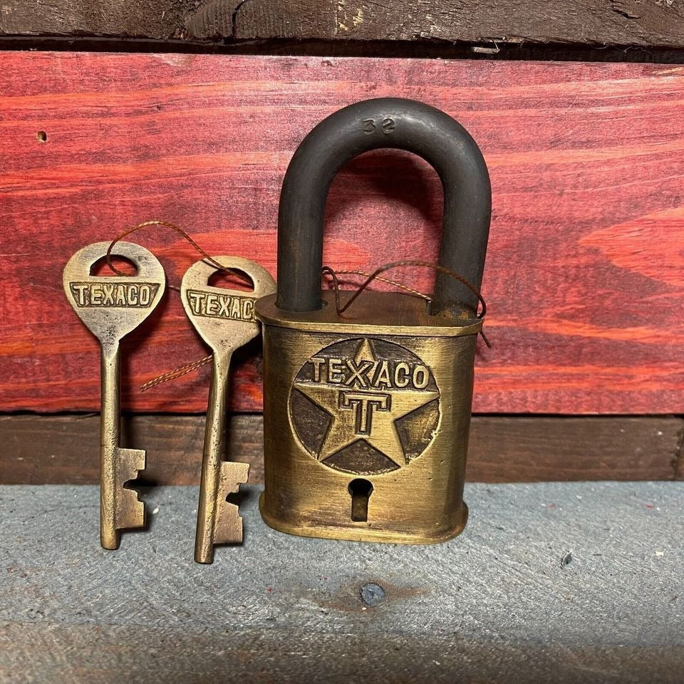 Texaco Station Solid Brass Lock With Keys & Antique Finish