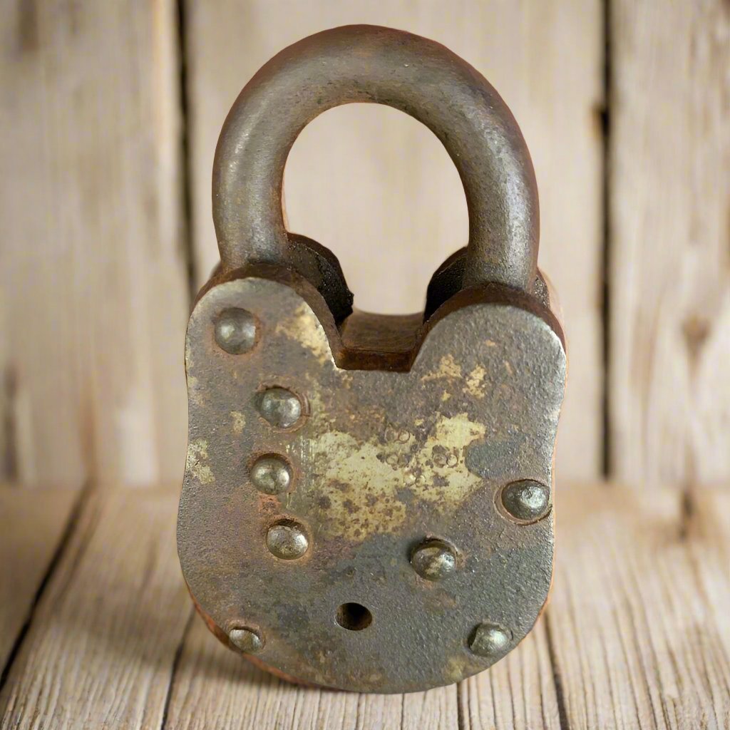 Alcatraz Prison San Francisco Lock Cast Iron Gate Lock With Keys & Antique Finish (2.5" x 1.5") - Jones Peak