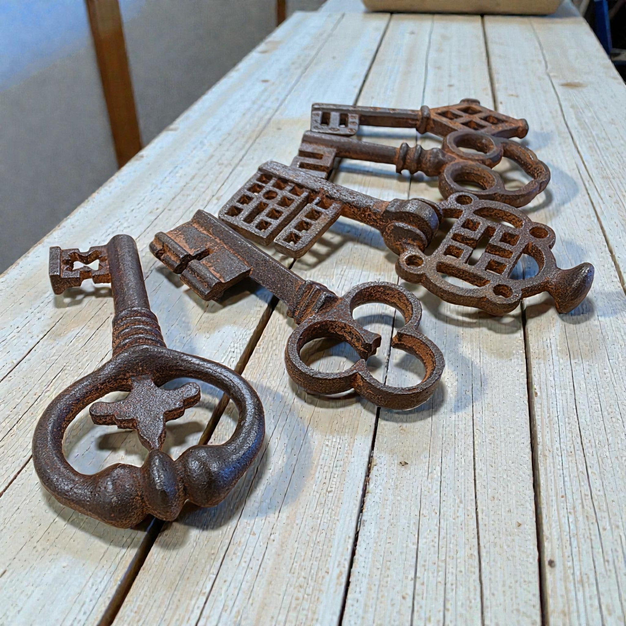 Medieval Cast Iron Set of 5 Keys With Antique Finish (3.5" to 4.25" Long) - Jones Peak