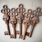 Skull Cast Iron Skeleton Keys With Raised Detail & Antique Finish (Set of 5) - Jones Peak