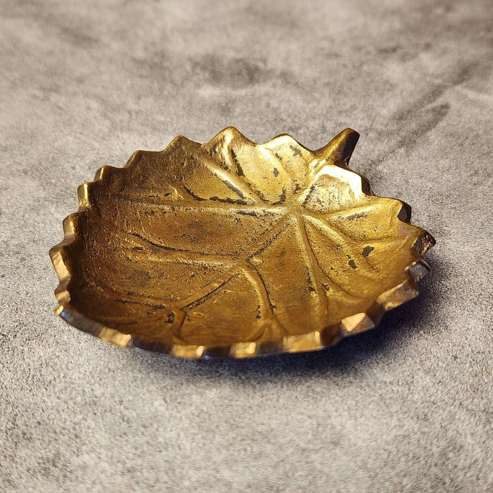 Leaf Ashtray Solid Brass Mid-Century Ring Tray And Trinket Dish With Antique Finish (3" x 2.25")