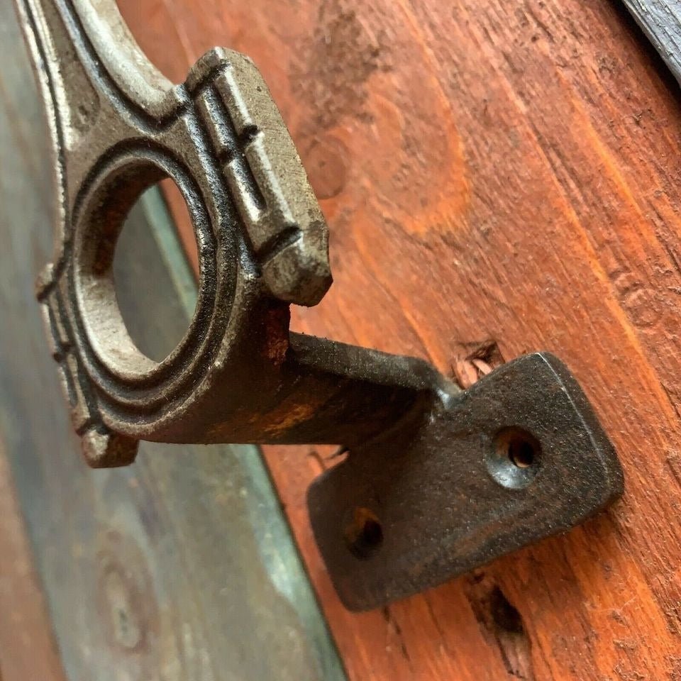 Ford Cast Iron Door Handle With Painted Antique Finish (9.5" x 4.5") - Jones Peak