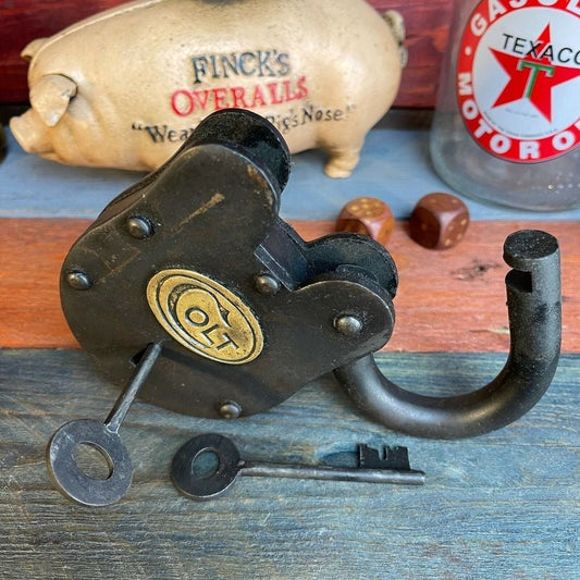 Colt Cast Iron Lock With Brass Tag & Keys (3" x 5") - Jones Peak