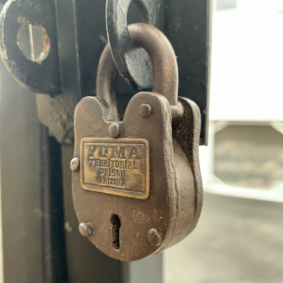 Yuma Territorial Prison Arizona Cast Iron Lock With Keys & Antique Finish (2.5" x 1.5")