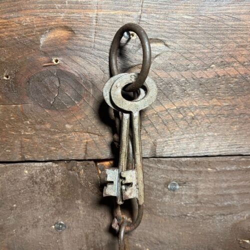 Union Pacific Railroad The Overland Route Cast Iron Lock and Keys With Chain and Antique Finish (5" x 3.5")