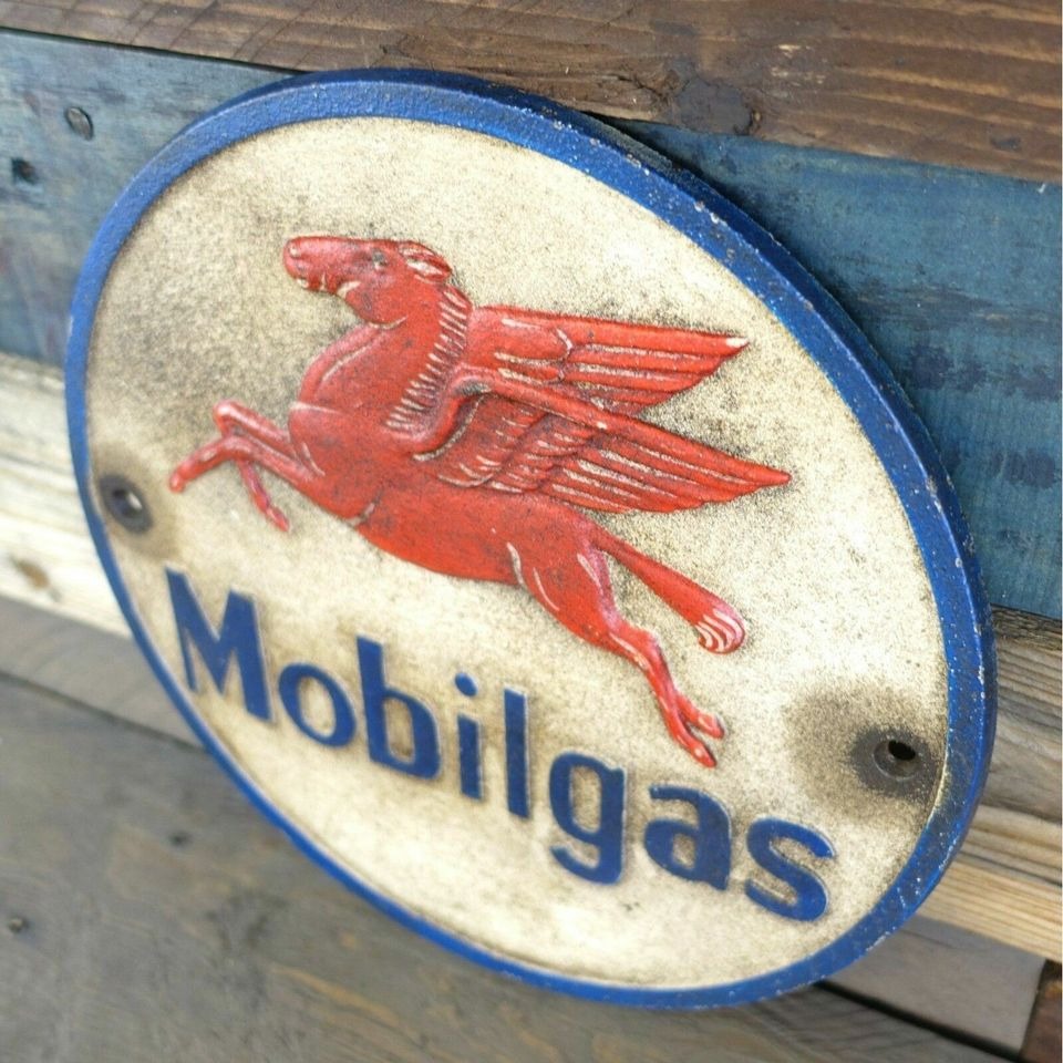 Mobilgas Pegasus Flying Horse Cast Iron Plaque With Painted Antique Finish (9.25" Round)