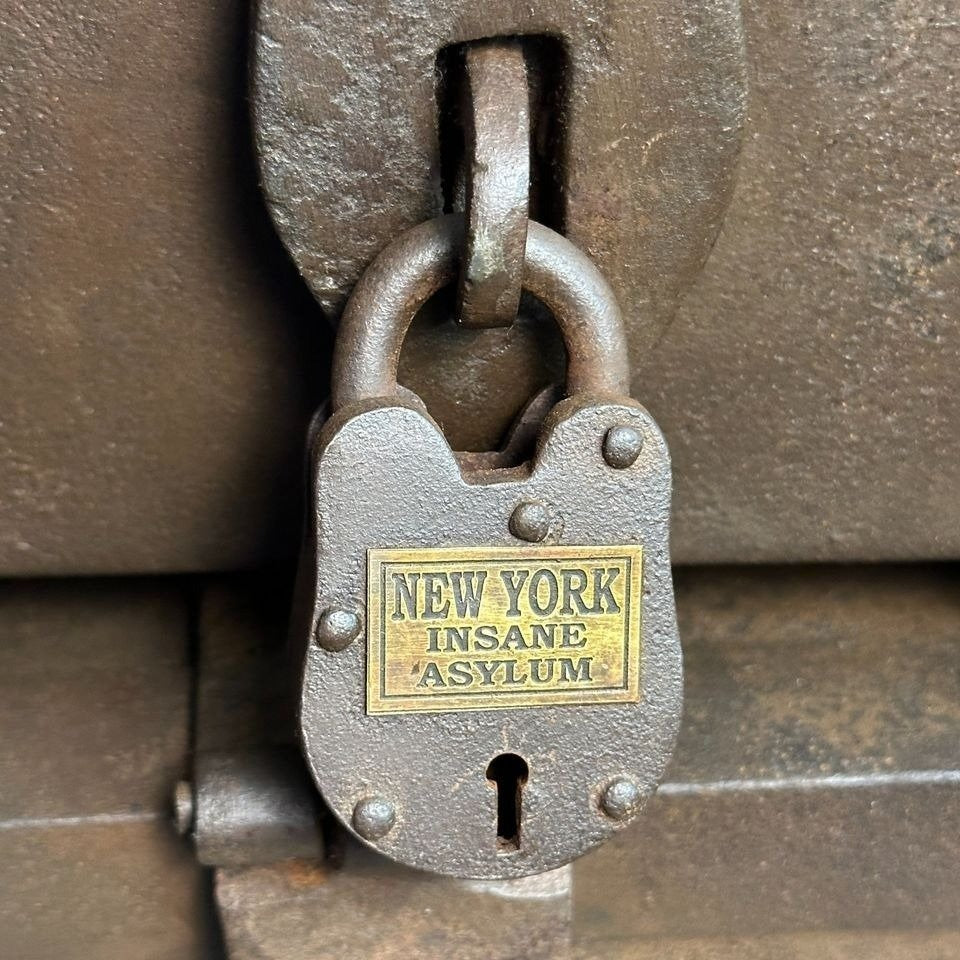 New York Insane Asylum Cast Iron Gate Lock With Brass Tag & Keys (2.5" x 1.5")