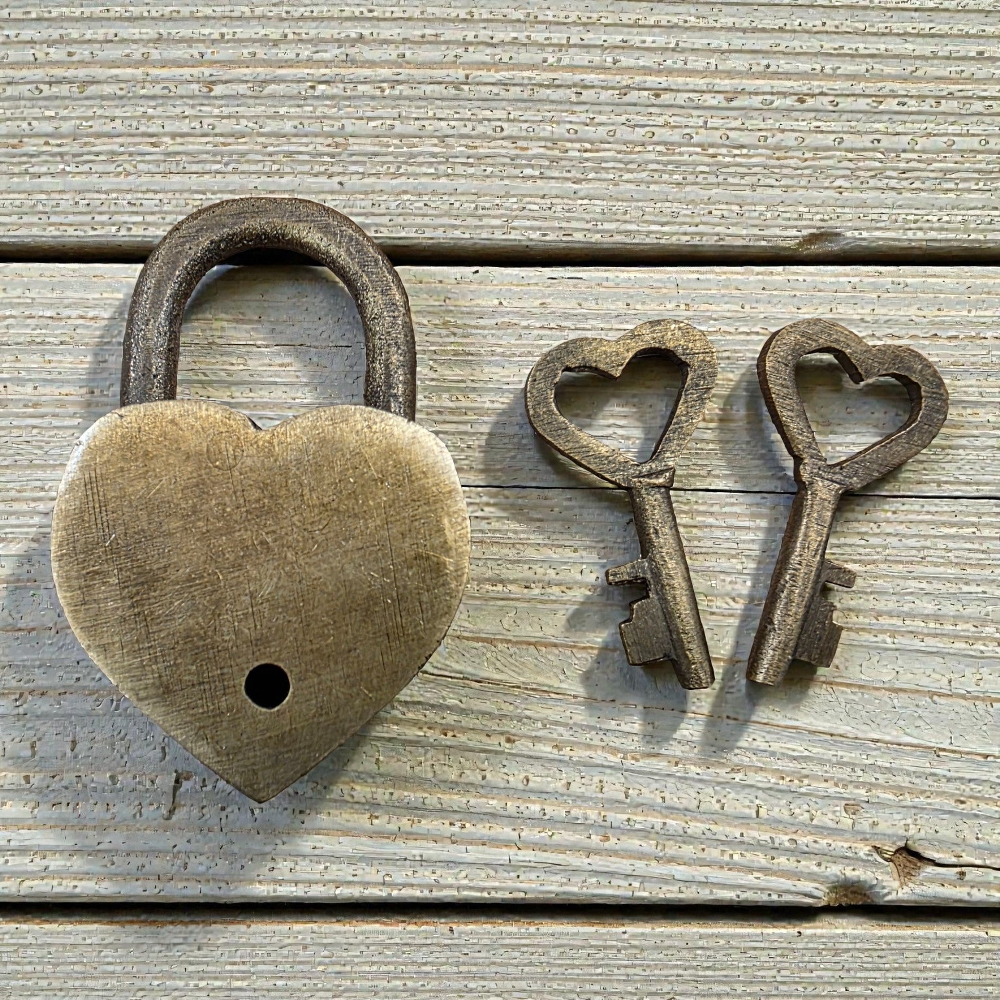 Heart Lock Solid Brass With Antique Finish And Heart Keys (2" x 1.25") - Jones Peak
