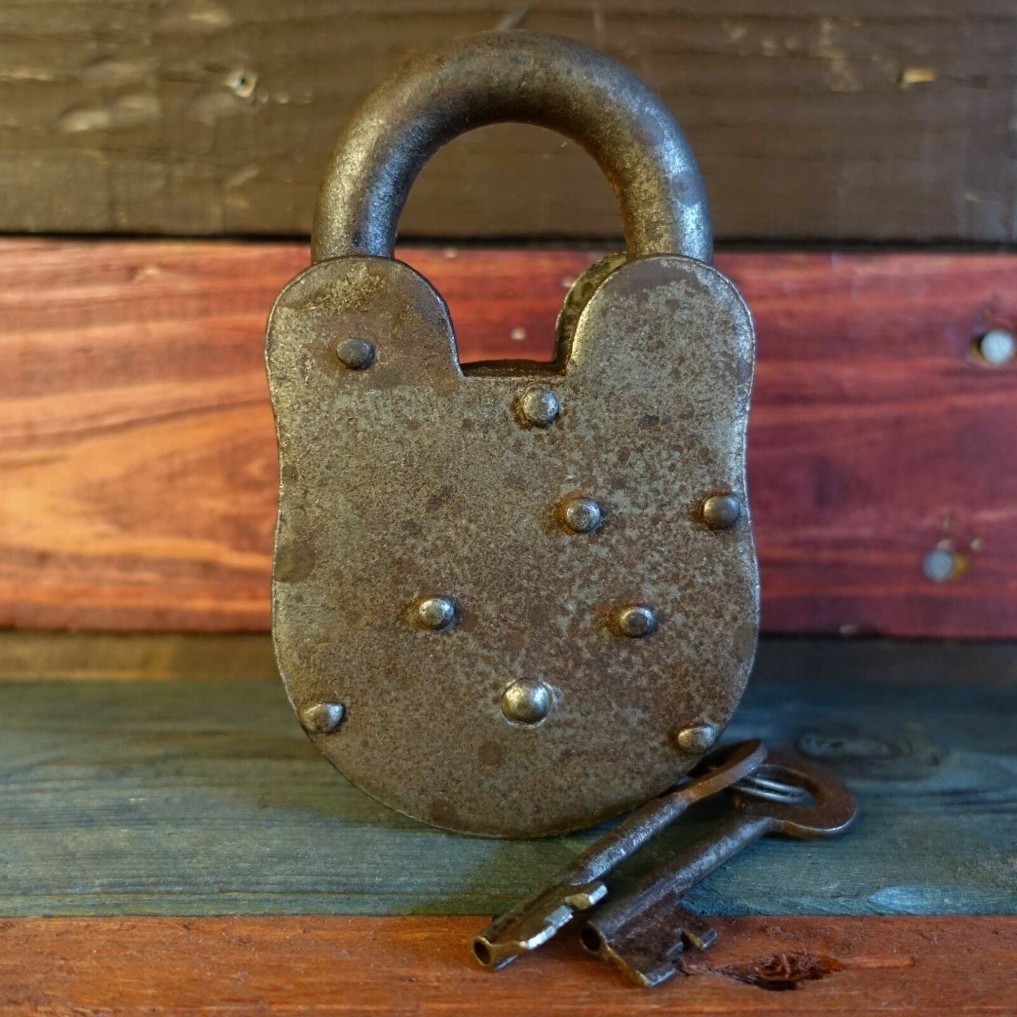 New York Insane Asylum Cast Iron Lock & Keys With Antique Finish (3" x 5") - Jones Peak
