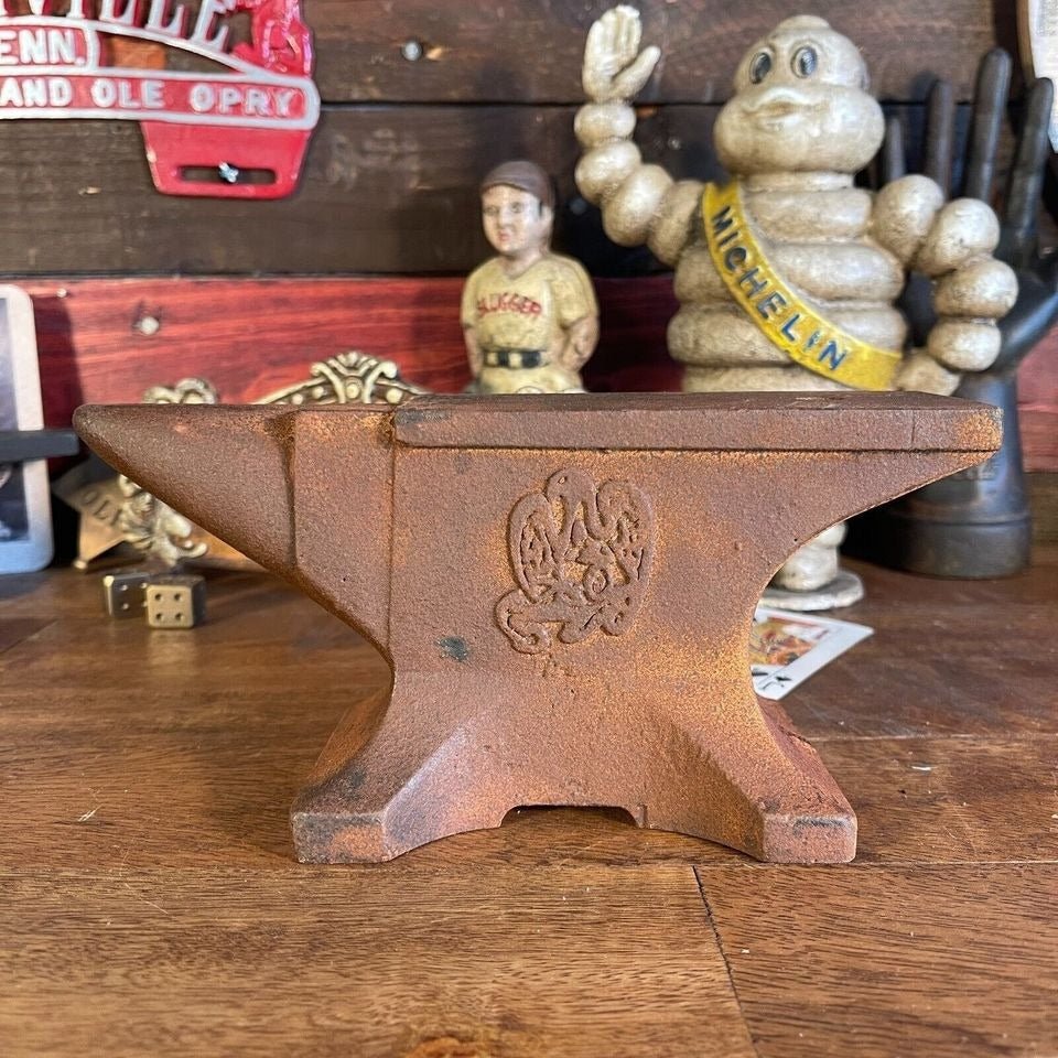 Remington 1816 Cast Iron Anvil Paperweight With Antique Finish (8" x 3.5" x 2") - Jones Peak