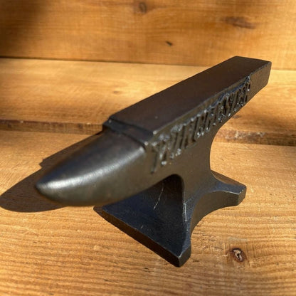 Winchester Repeating Arms 1929 Cast Iron Anvil Paperweight With Antique Finish (4.5" x 2.75" x 2") - Jones Peak