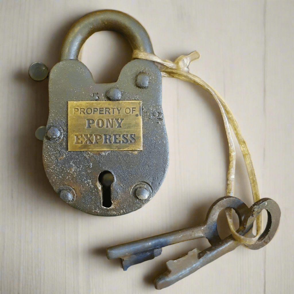 Pony Express Cast Iron Gate Lock With Brass Tag & Keys (2.5" x 1.5") - Jones Peak