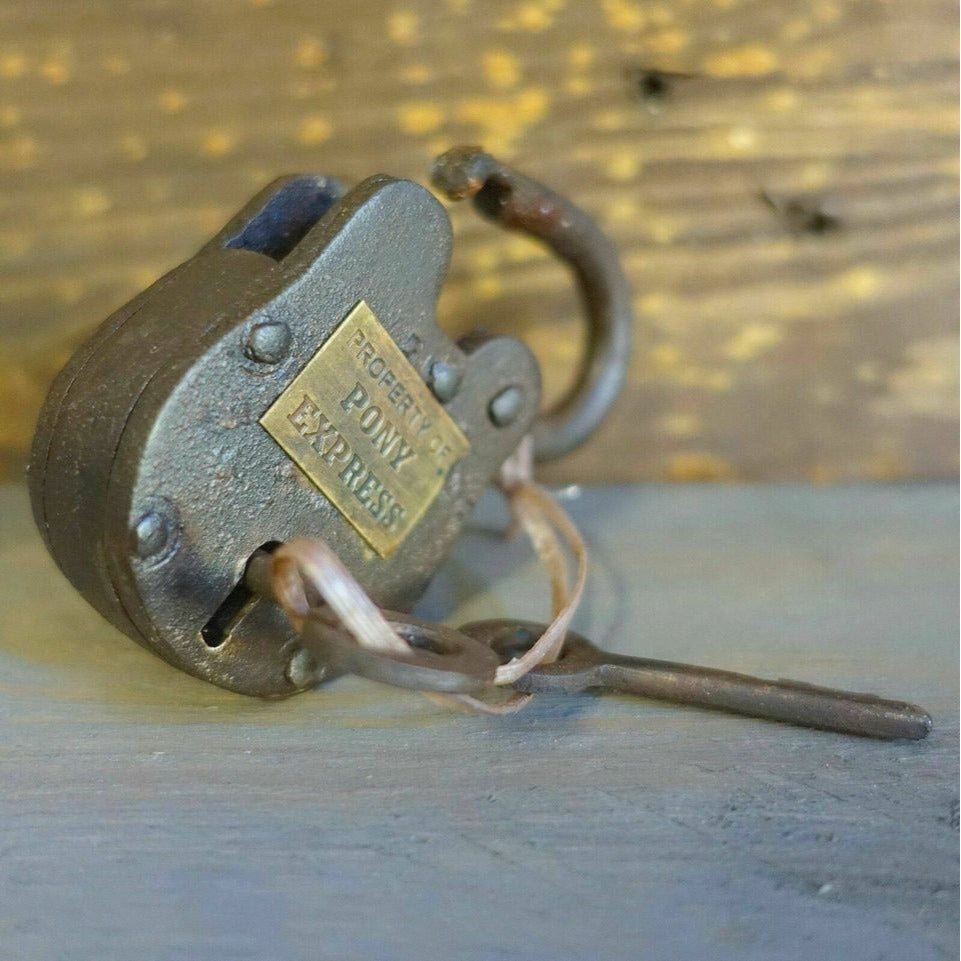 Pony Express Cast Iron Gate Lock With Brass Tag & Keys (2.5" x 1.5") - Jones Peak