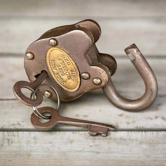 Sing Sing Prison New York 1825 Cast Iron Gate Lock and Keys With Antique Finish (2.5" x 1.5") - Jones Peak