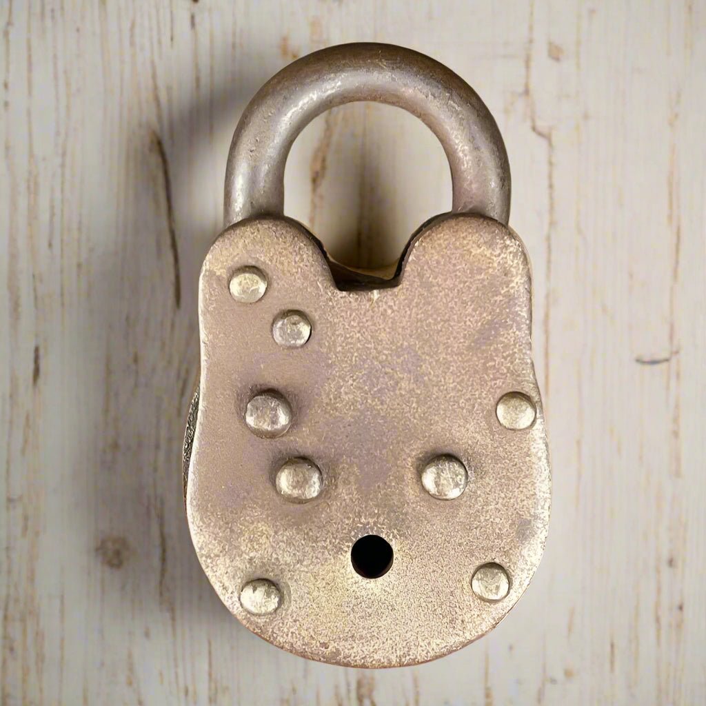 Sing Sing Prison New York 1825 Cast Iron Gate Lock and Keys With Antique Finish (2.5" x 1.5") - Jones Peak