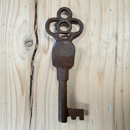 Skull Cast Iron Key With Skull Head & Antique Finish (5" Long) - Jones Peak