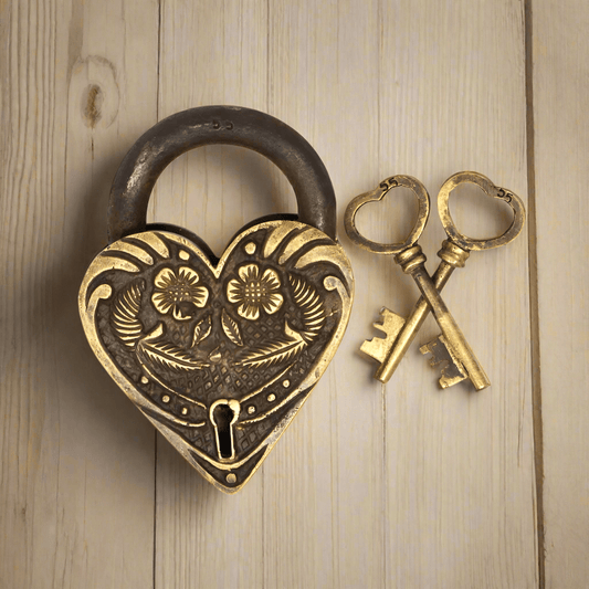 Victorian Ornate Heart Shaped Brass Lock With Antique Vintage Finish (4.25" x 3" x 0.75") - Jones Peak