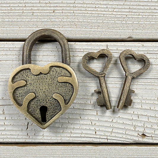 Heart Lock Solid Brass With Antique Finish And Heart Keys (2" x 1.25") - Jones Peak