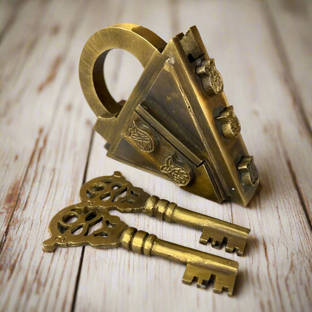 Medieval Dungeon Lock Solid Brass Triangle Padlock With Antique Finish (4.25" x 3.25") - Jones Peak