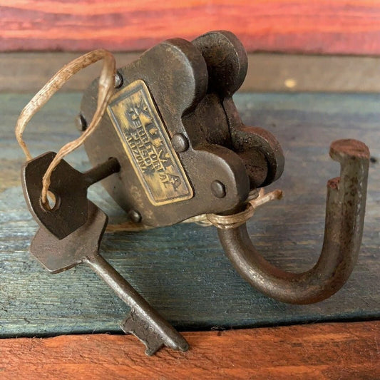 Yuma Territorial Prison Arizona Cast Iron Gate Lock With Keys & Antique Finish (2.5" x 1.5") - Jones Peak